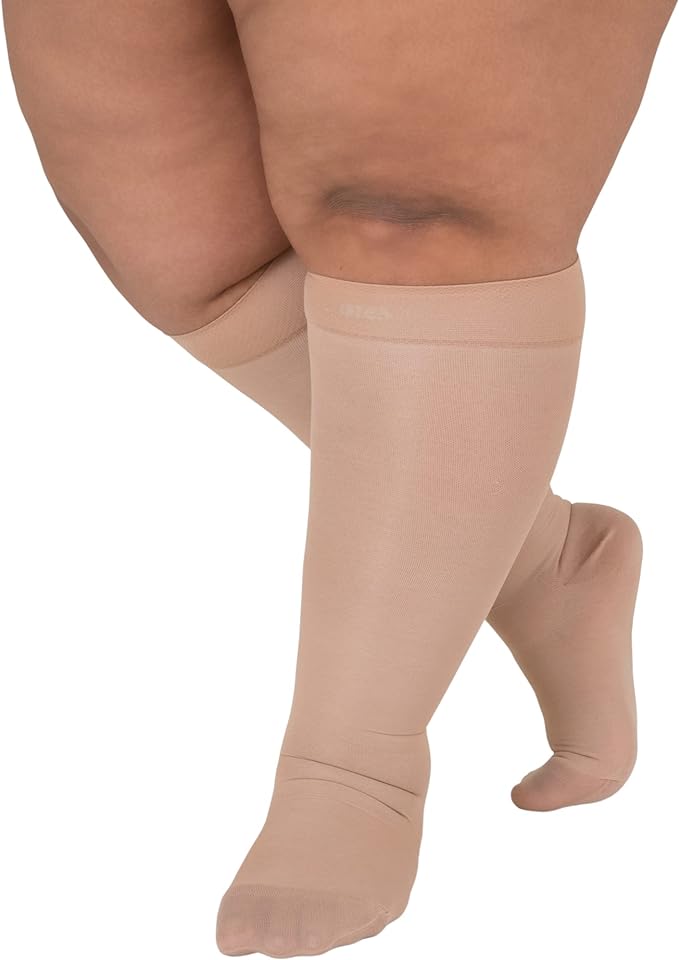 The Ultimate Guide to Choosing Compression Socks for Thick Calves - pluscompress